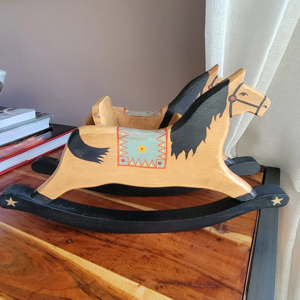 Vintage Handcrafted Wooden Rocking Chair Horse Decor For Doll Black/Brown